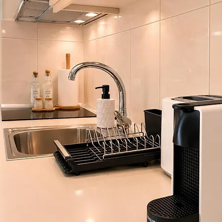 Idene Penthouse ハニア